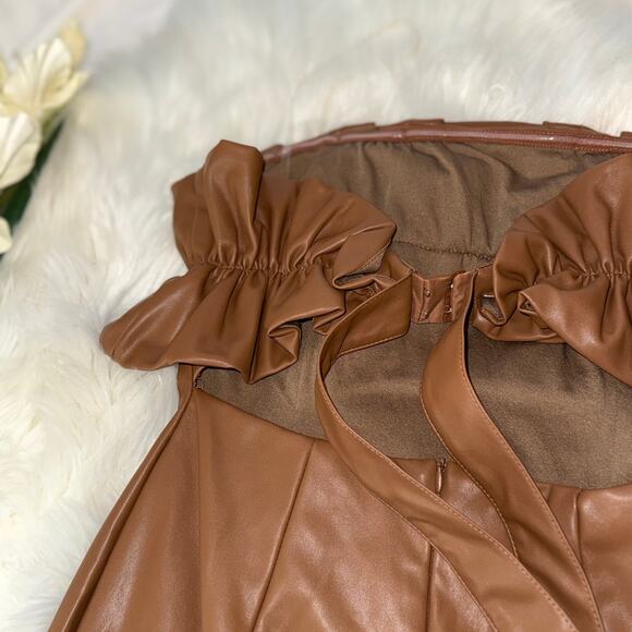 DO + BE Faux Leather Dress Size L Tan Camel Off‑Shoulder Ruffle Mini Dress - Picture 12 of 15